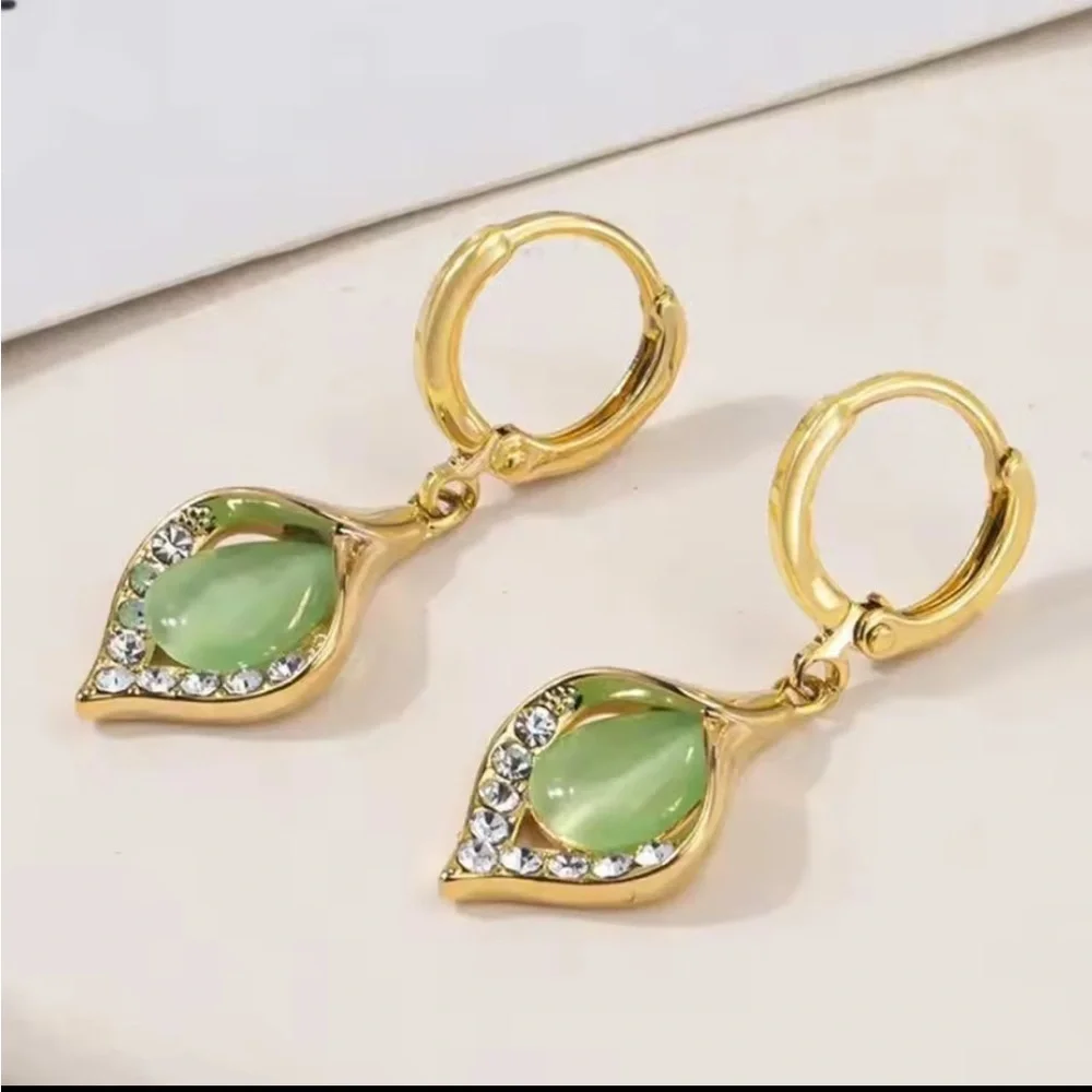 Anthropologie star trusted