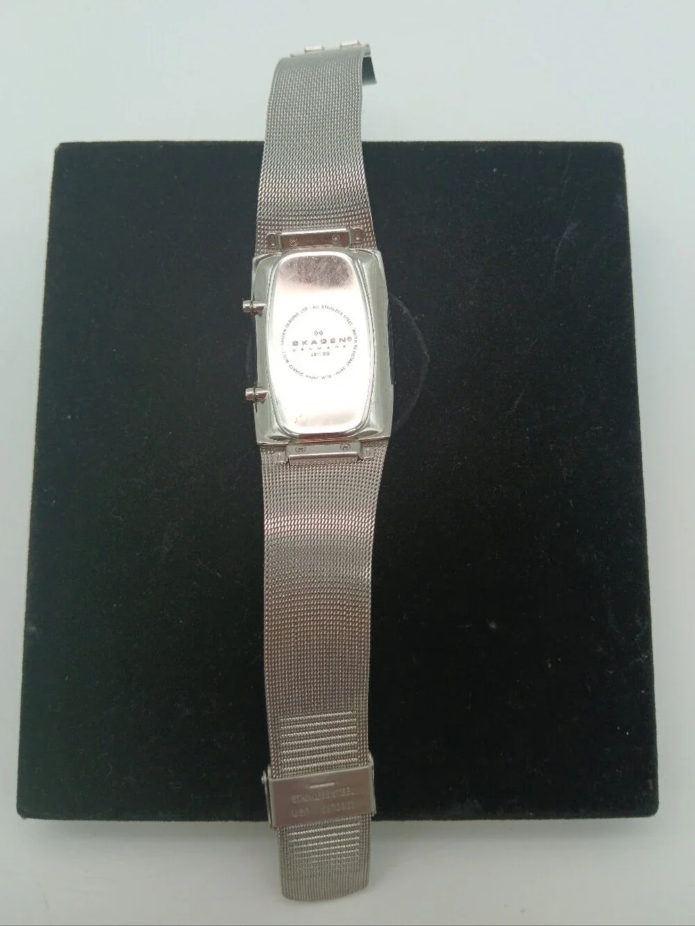 Skagen minimalist rectangular