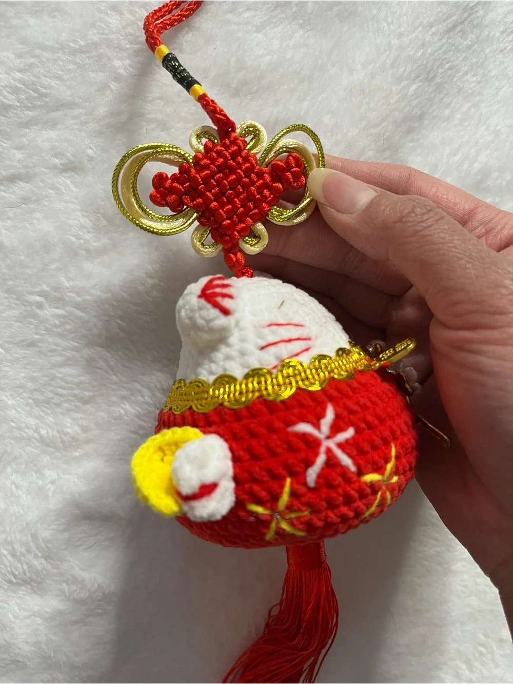 Chinese lucky cat new year Red and White Plush Cat Keychain Charm/car charm
