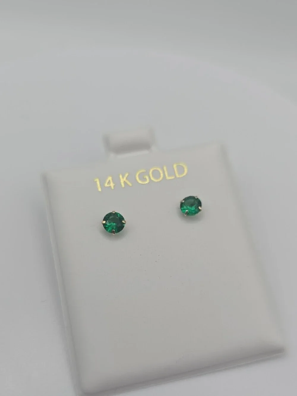 gold earrings classic beautiful