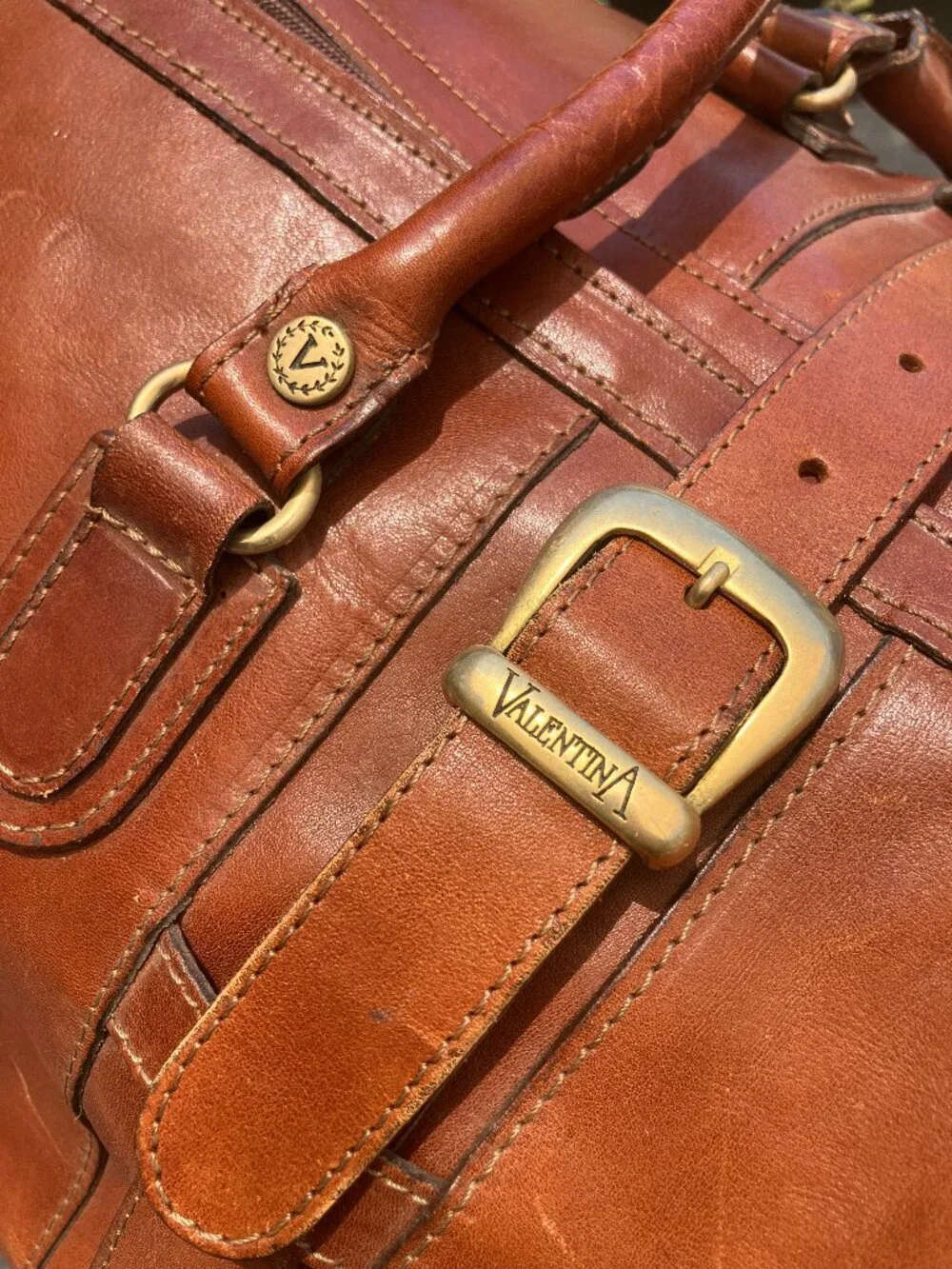 Valentina this leather