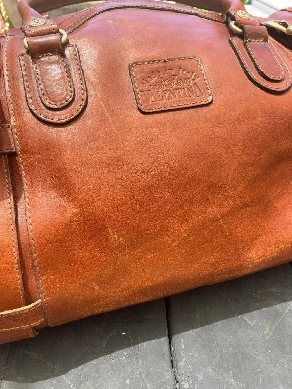 Valentina this leather