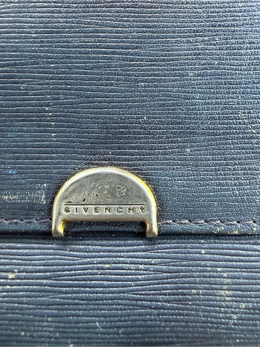 Givenchy classic vintage