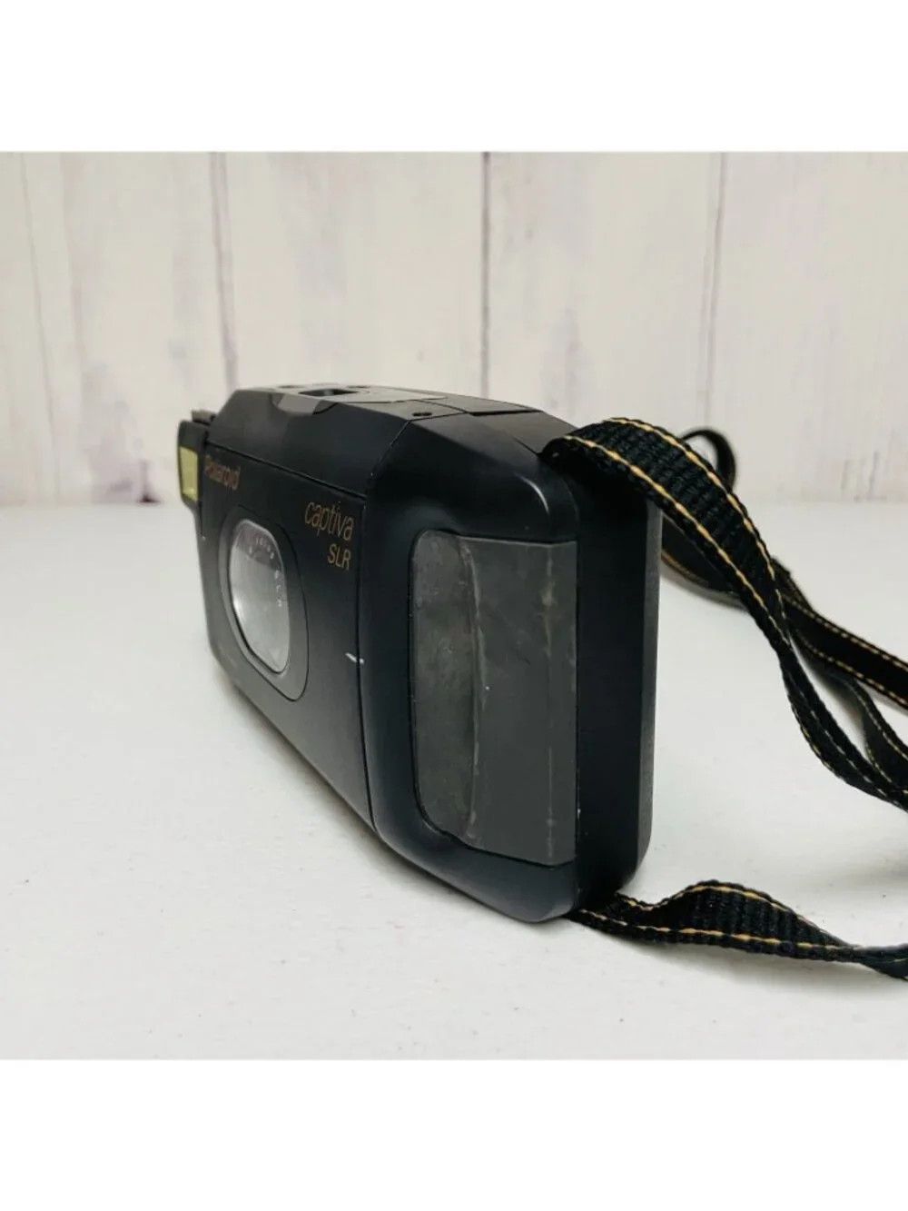 Vintage Polaroid Captiva SLR Instant 95 Film Camera Auto Focus