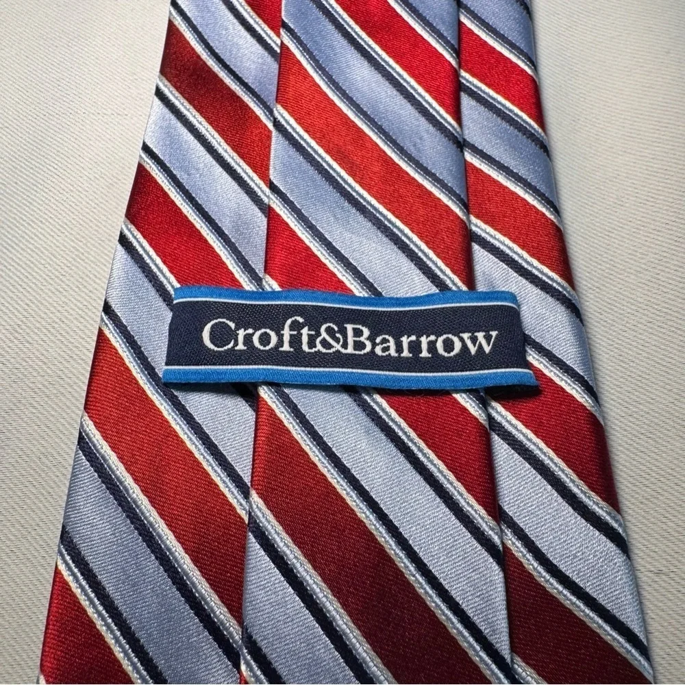 Croft & Barrow Silk Tie Red and Light Blue Striped preppy, formal, office