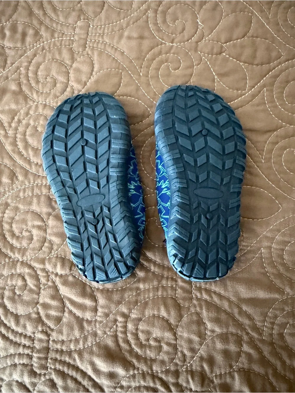 Bogs lightweight slip