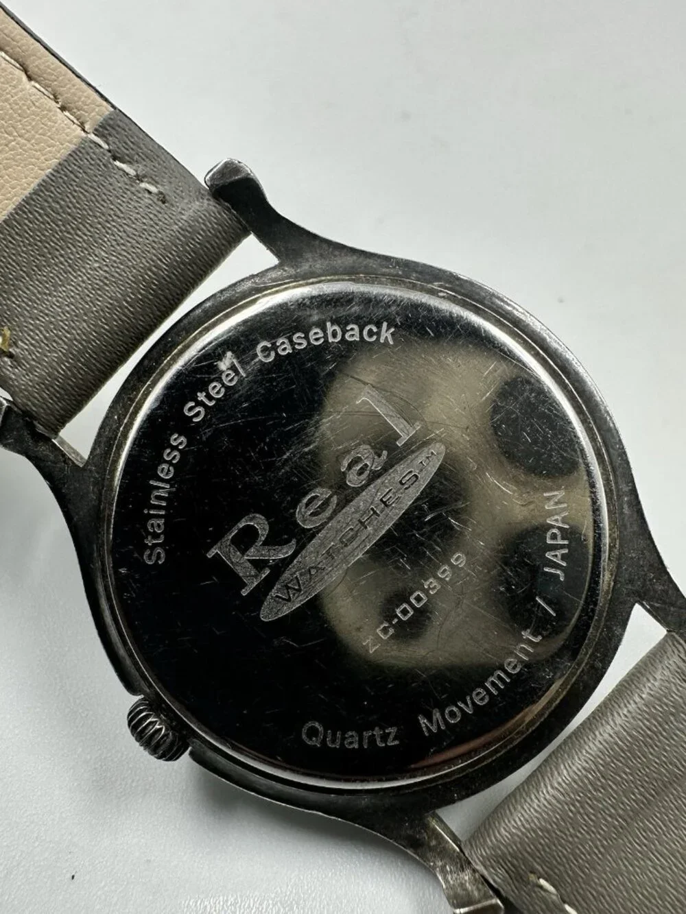 Real Watches Watch Men Silver Tone Green Dial Grey Leather New Battery 9