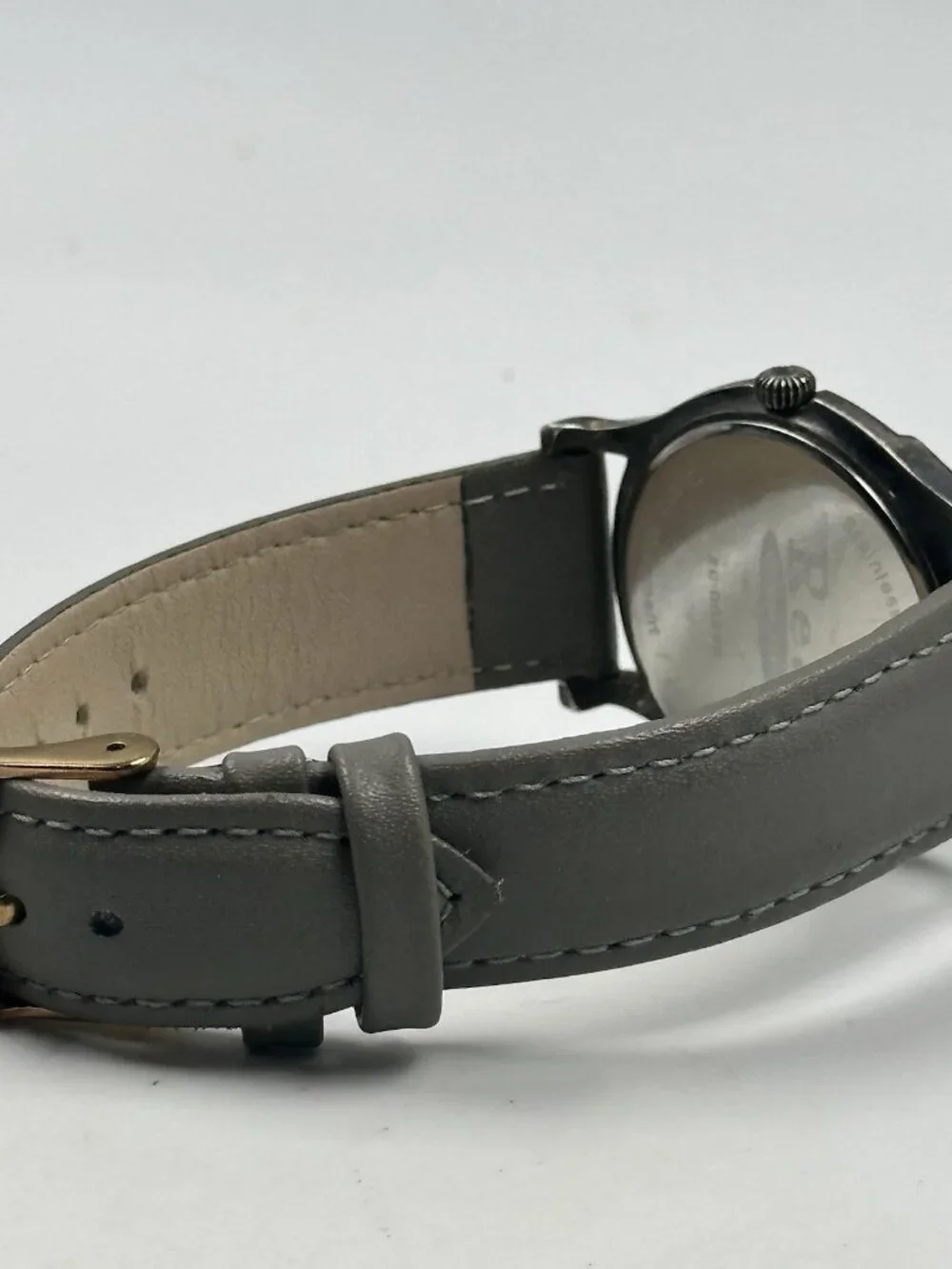 Real Watches Watch Men Silver Tone Green Dial Grey Leather New Battery 9