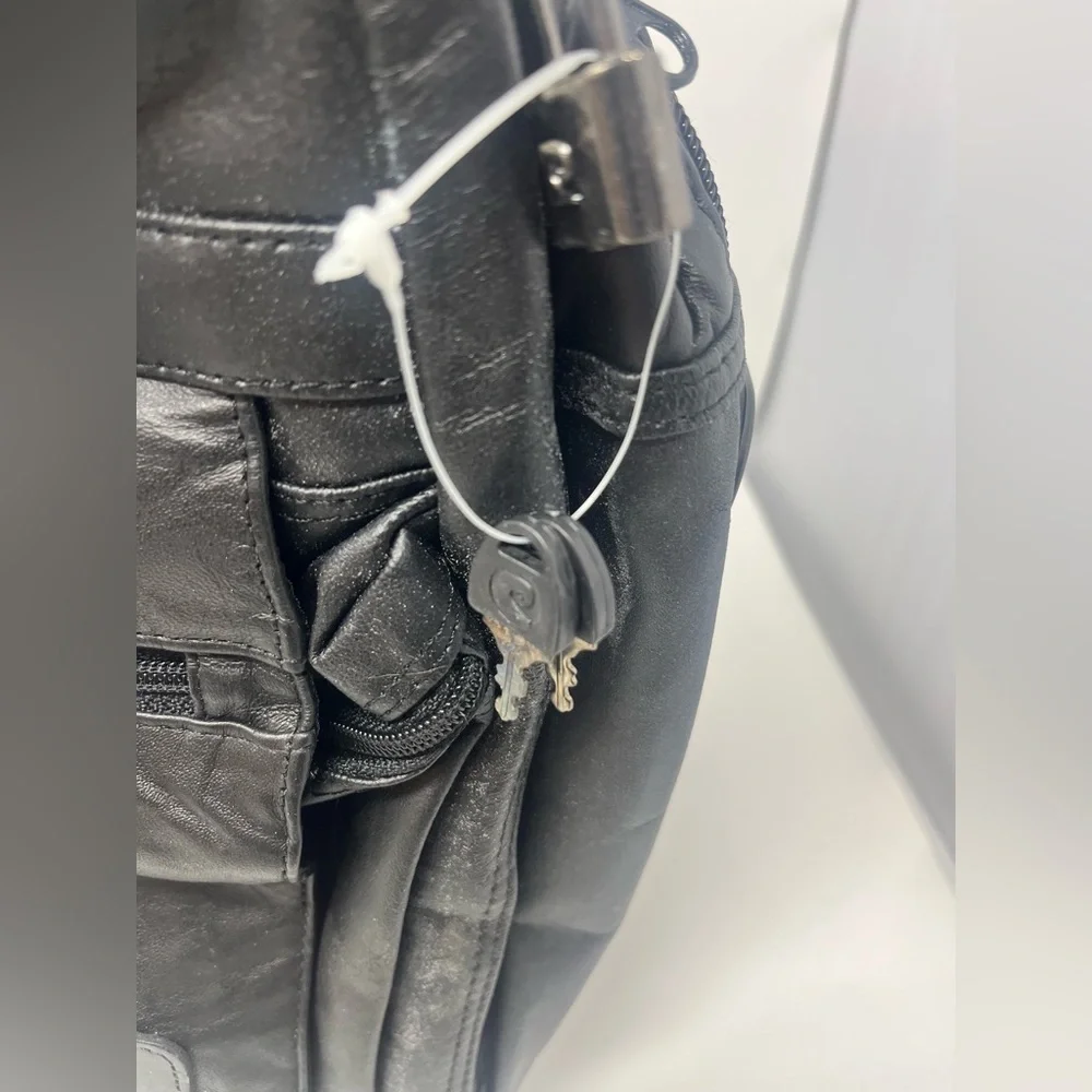 Pierre Cardin leather 13 pierre