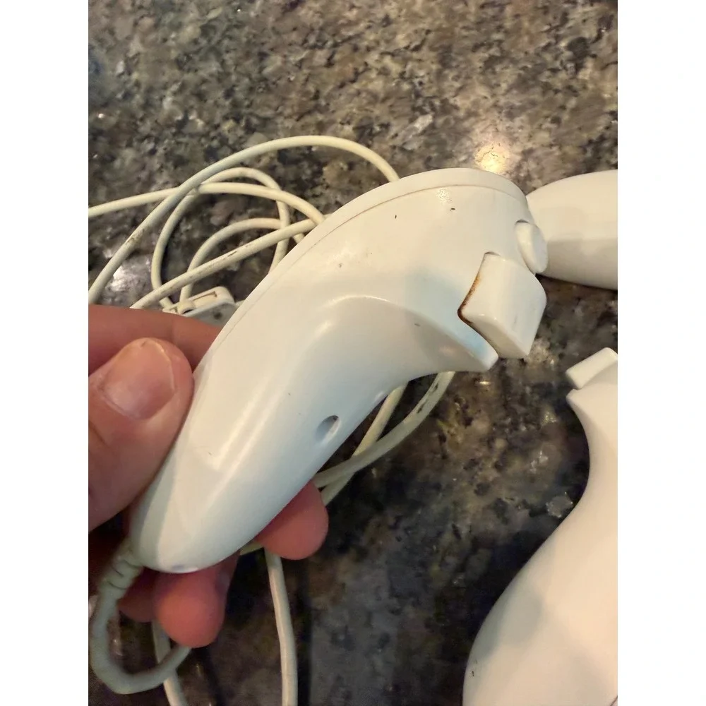 Nintendo Wii Accessory Lot 2 Racing Wheels Black White & 3 Nunchuck Controllers
