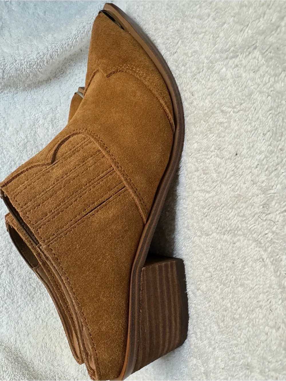 Chinese Laundry Marishka Western Suede Mules Tan 8 NIB New In Box Metal Toe Boho
