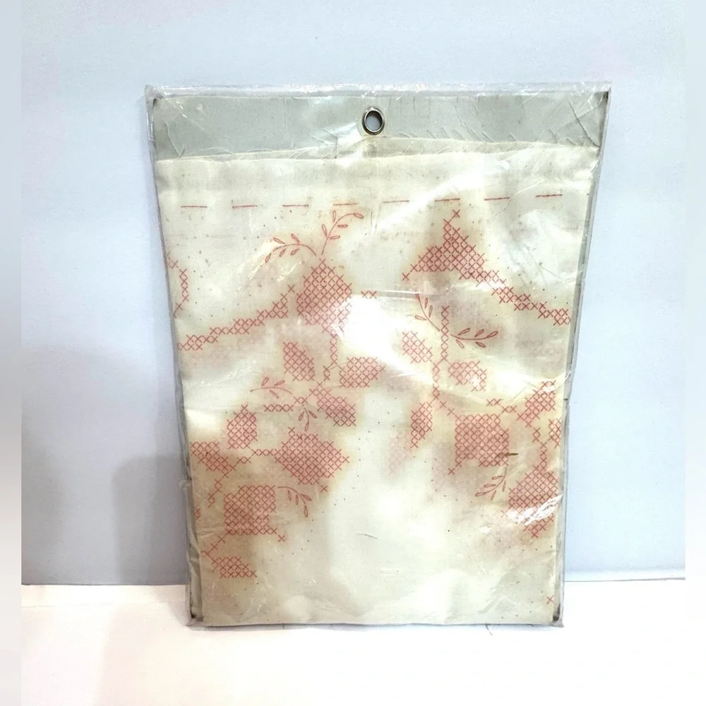 Vogart embroidery kit