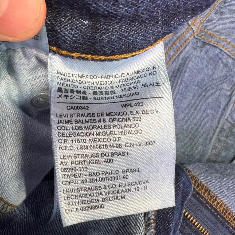 Levis defects stored business