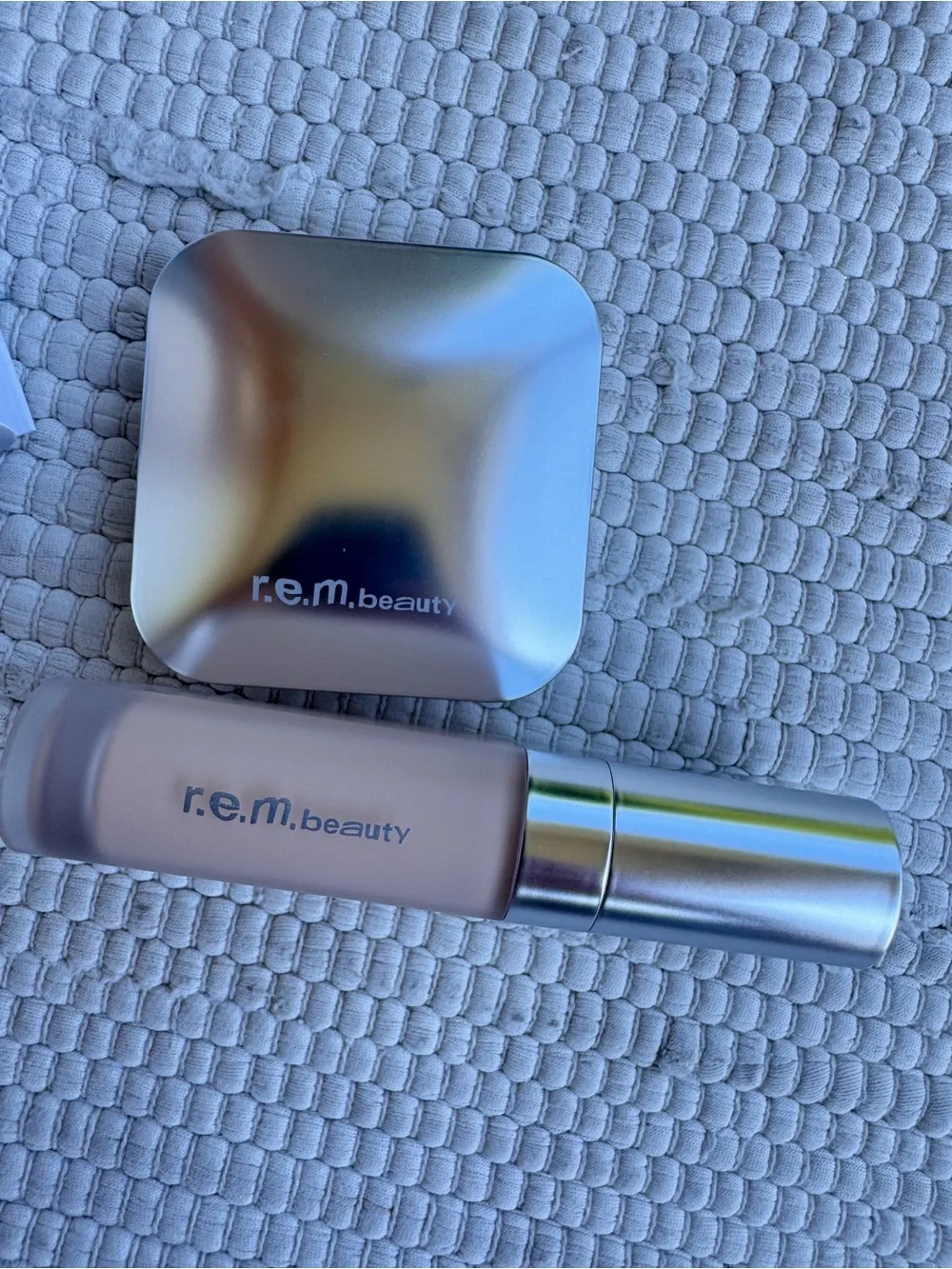 R.E.M. Beauty glow from