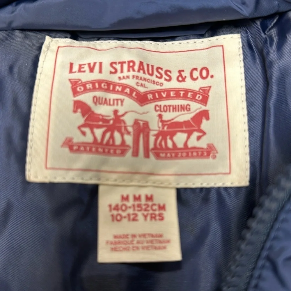 Levi Strauss Signature imbordered nwt tags