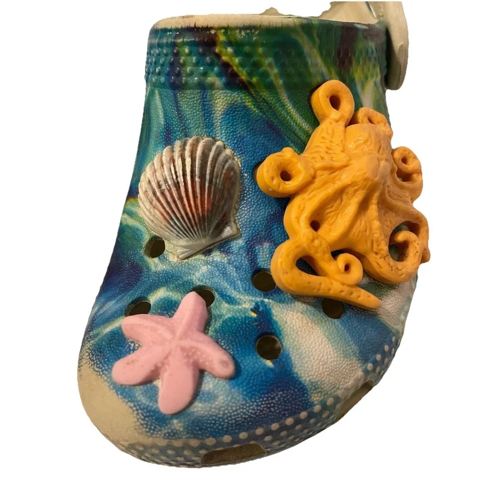 CROCS charms kids ports
