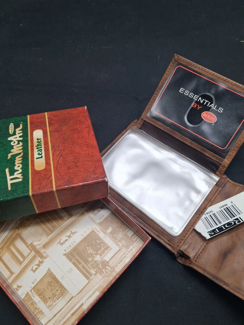 Thom McAn Brown Leather Bi-Fold Wallet