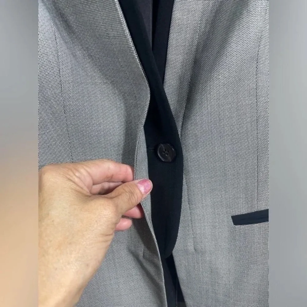 Lafayette 148 New York polished timeless