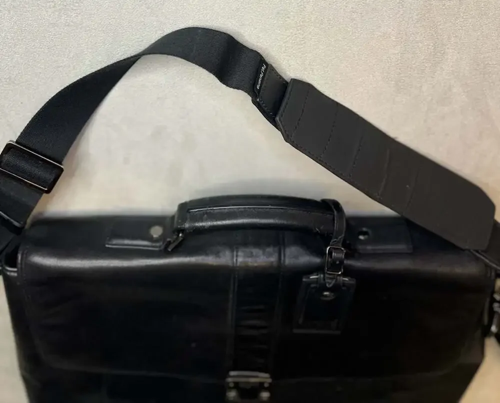 Vtg Tumi Beacon Hill Irving Slim Leather Briefcase 68541D
