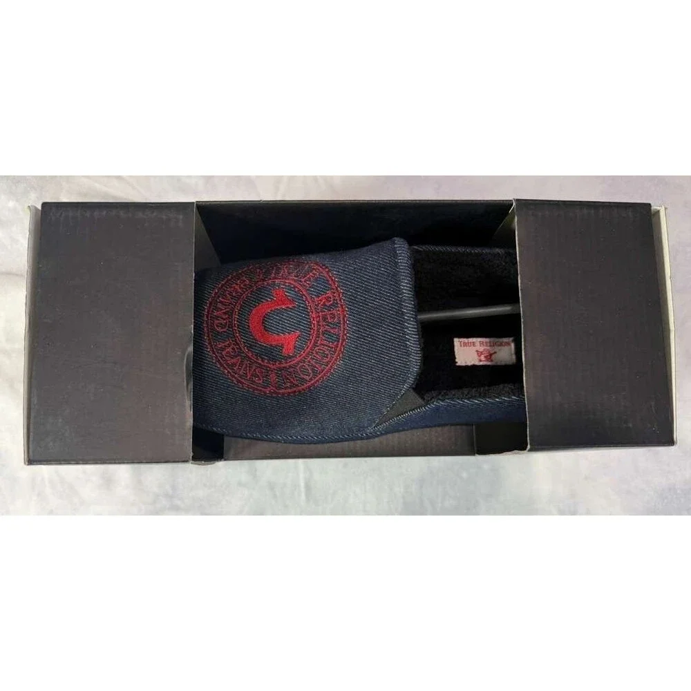 True Religion true logo