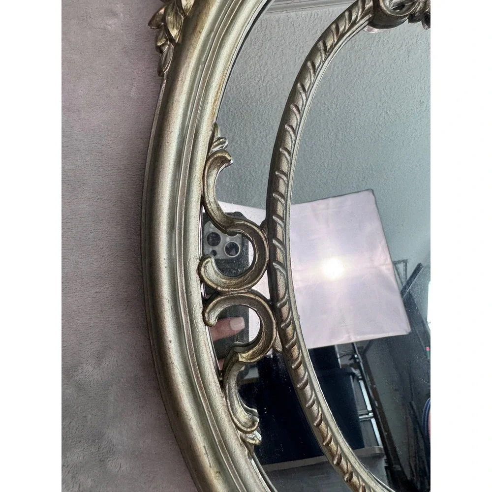Unbranded scrollwork gold