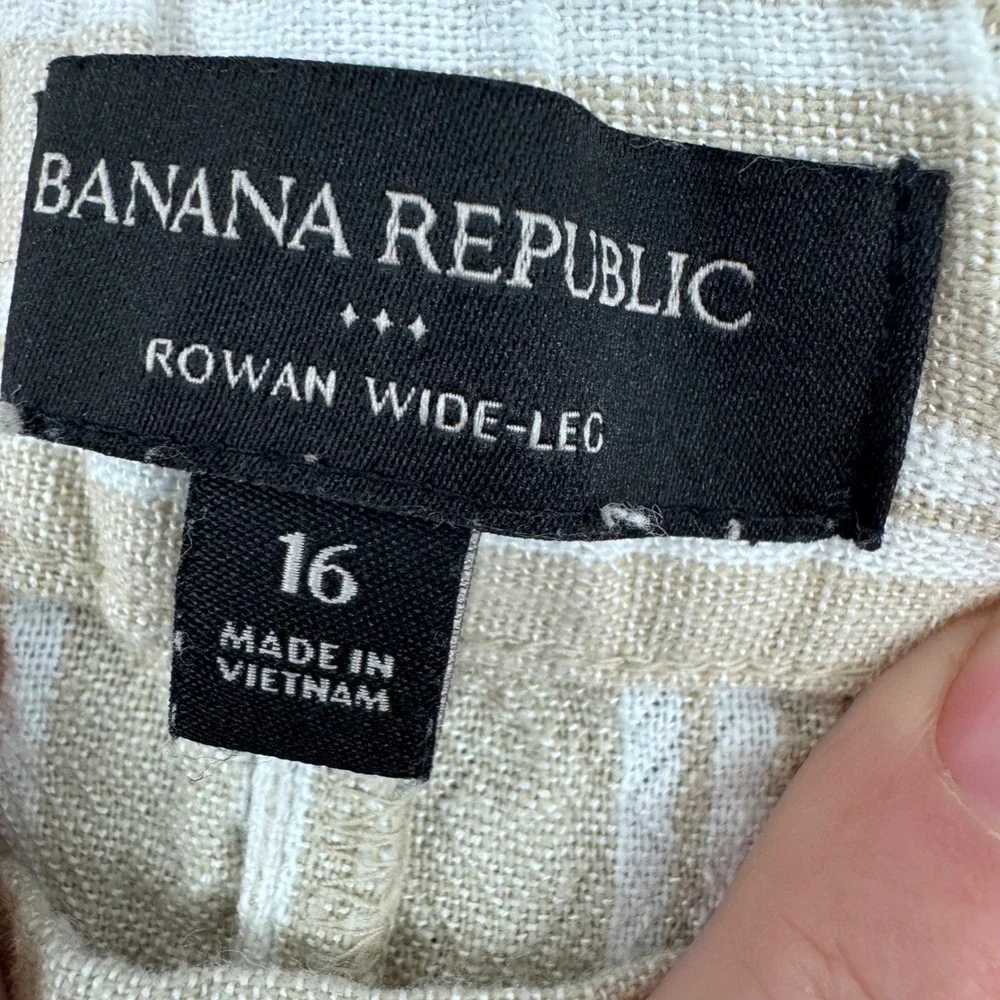 Banana Republic rowan wide