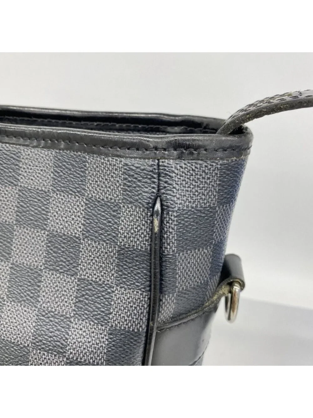 Louis Vuitton this authentic
