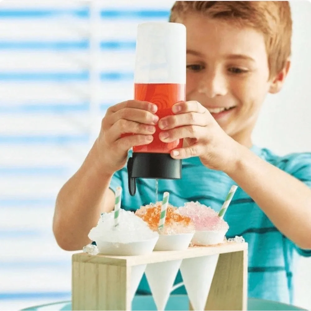 Set of 2 Tupperware Squeeze It Bottles