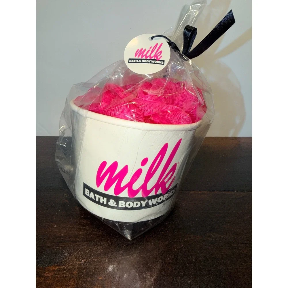 Bath‎ & Body Works Milk Bar Gift Set Pink Loofah & Wristband in Branded Tub New