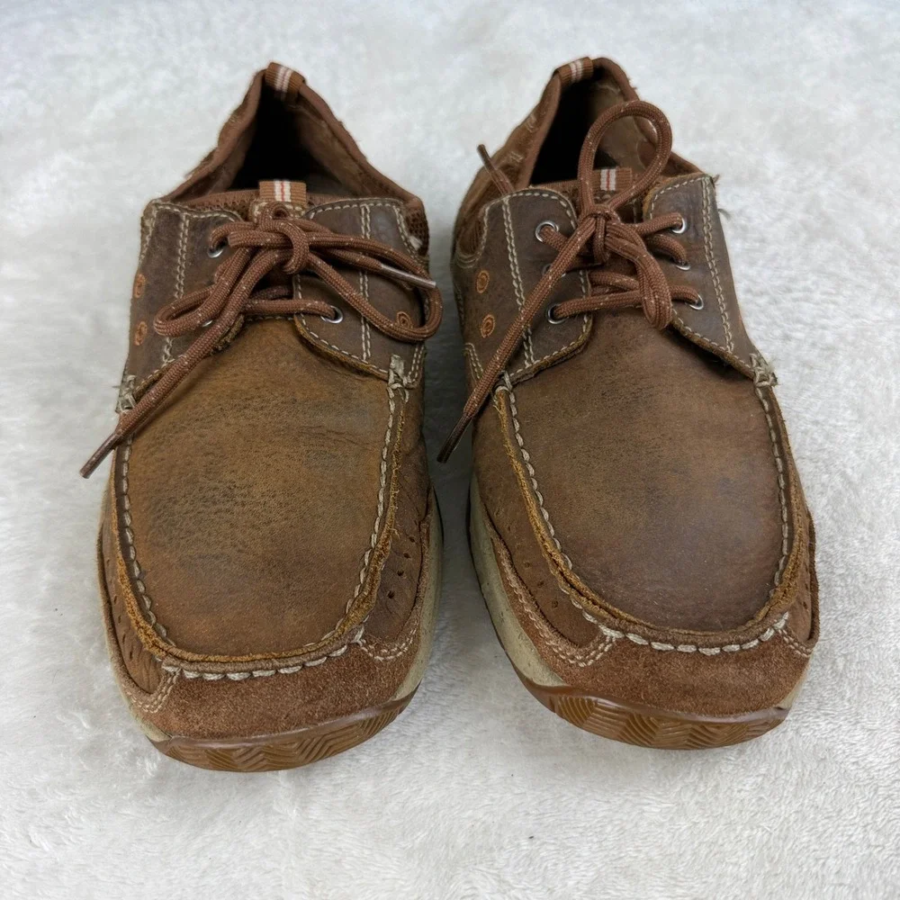 Clarks armada english