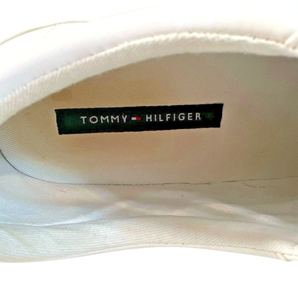 TOMMY HILFIGER Lireai Fashion Sneakers, Women's, White &‎ Striped, Size 9 Medium