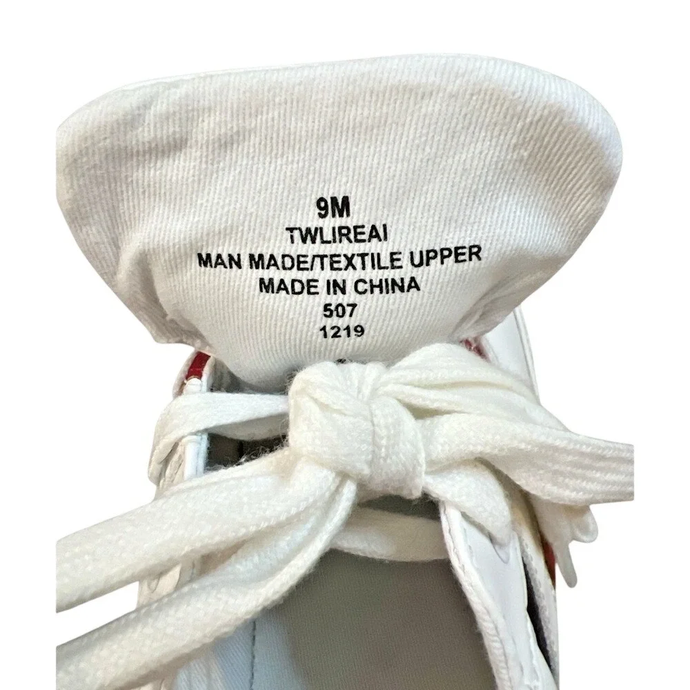 TOMMY HILFIGER Lireai Fashion Sneakers, Women's, White &‎ Striped, Size 9 Medium