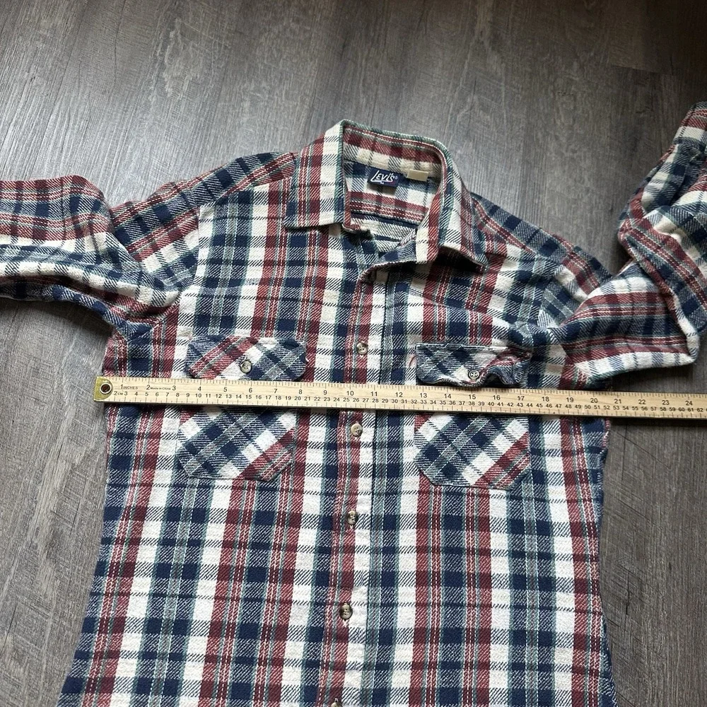 Vintage 80s Levis Flannel Shirt Men's (M) 100% Cotton Plaid Western Style Pocket