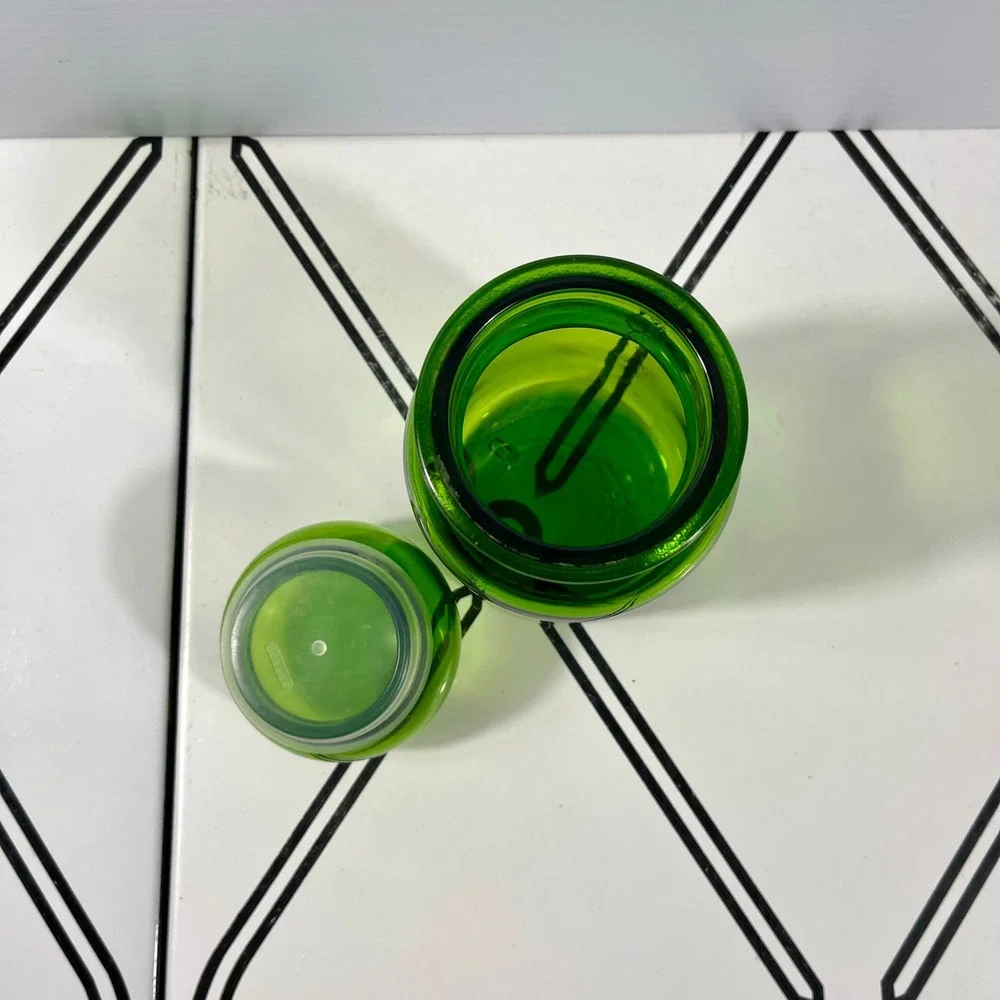 N/A vintage green
