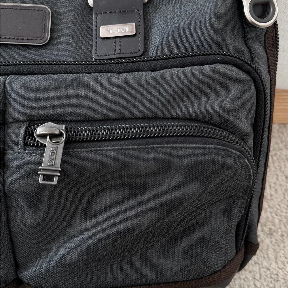 Tumi elegant briefcase