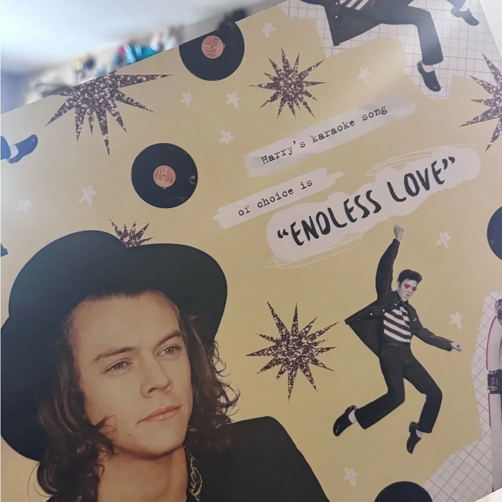 HARRY STYLES  Bundle  OF 8 mini posters  11 x 13
