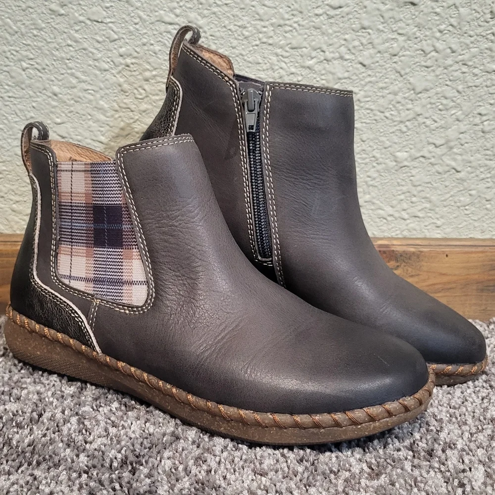 Gray Ankle Boots with Plaid Detail