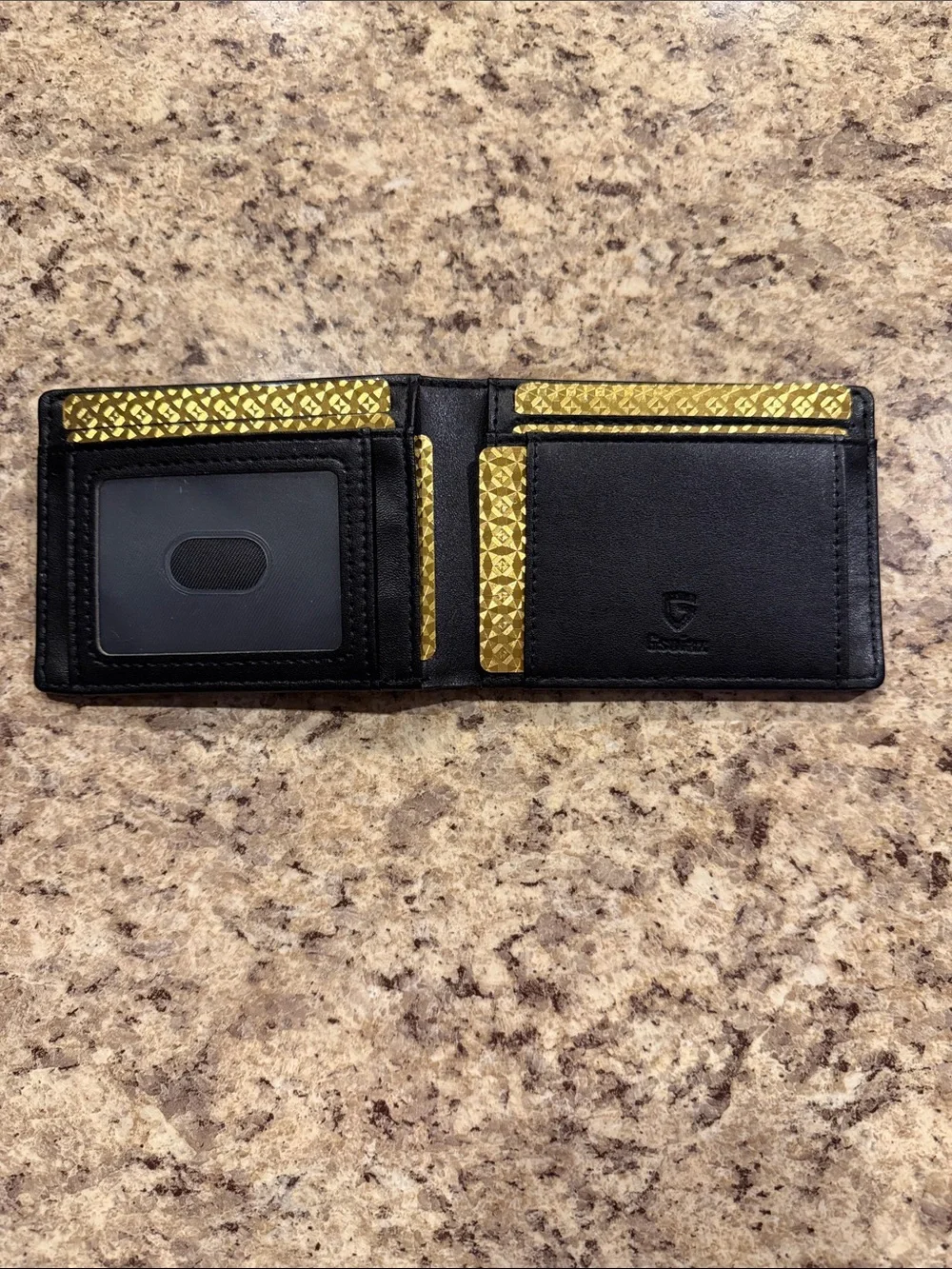 N/A 🖤black billfold