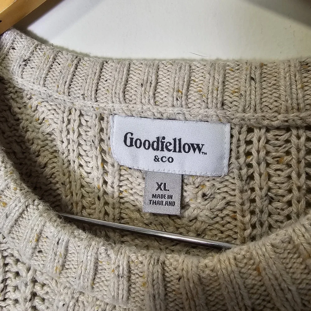 Goodfellow & Co or size classic