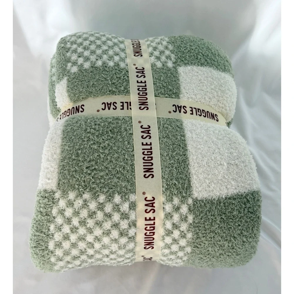 SNUGGLE SAC plush throw