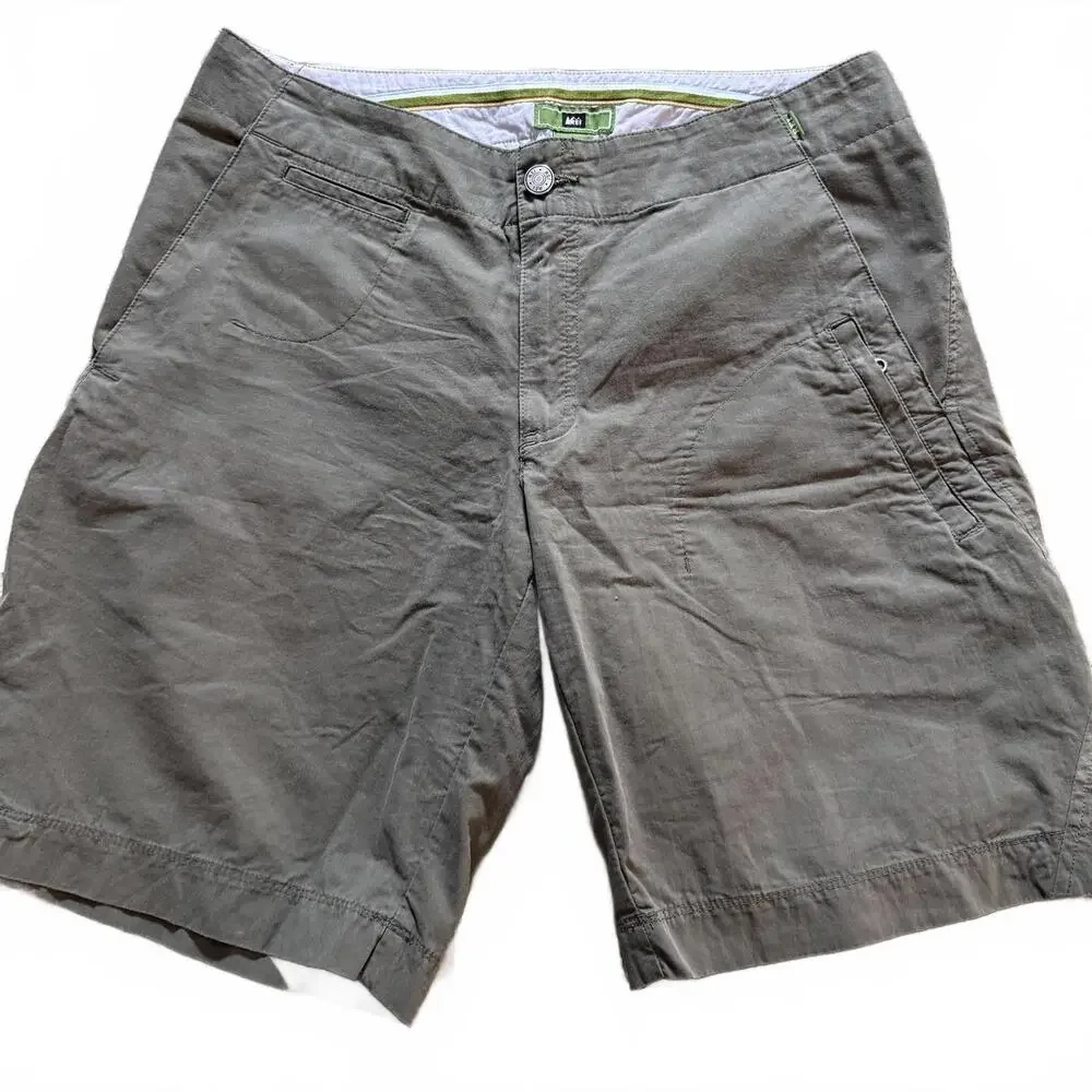 REI Cotton/Nylon  Khaki Green Shorts Zip Pocket Womens‎ SZ S Hiking  GorpCore