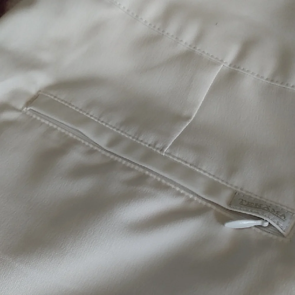 TEHAMA sleek bermuda