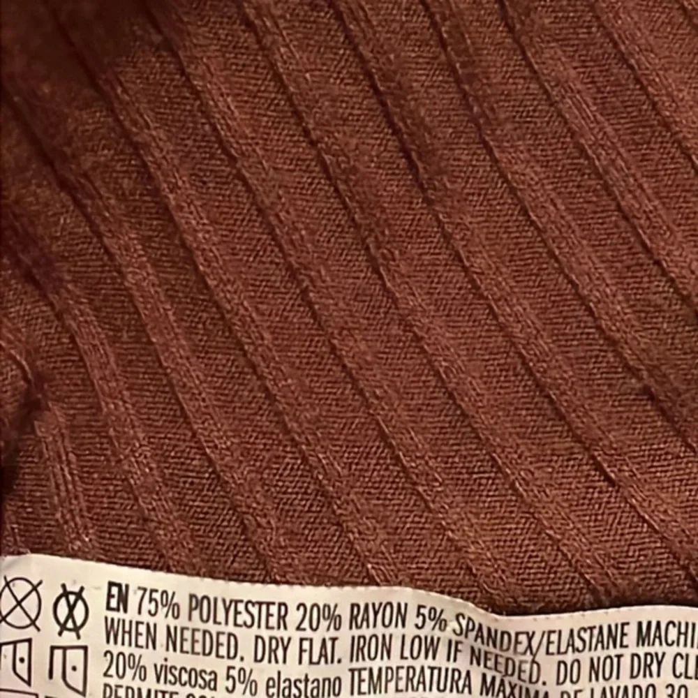 Forever 21 wide neck