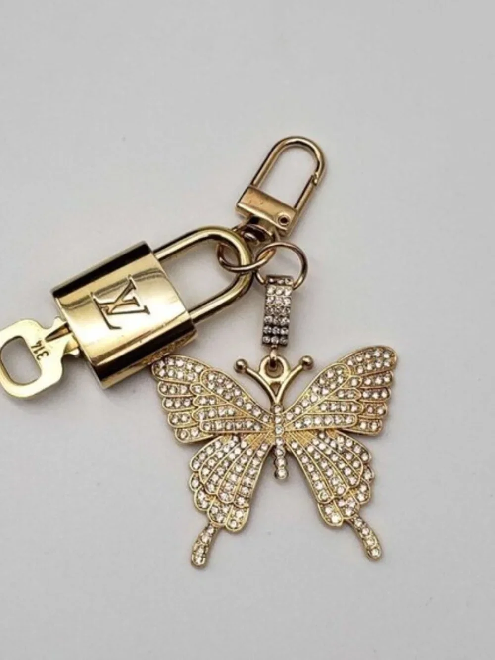 LV Authentic Gold Padlock 🔒 Key Set w/ Unbranded Butterfly Keychain Charm