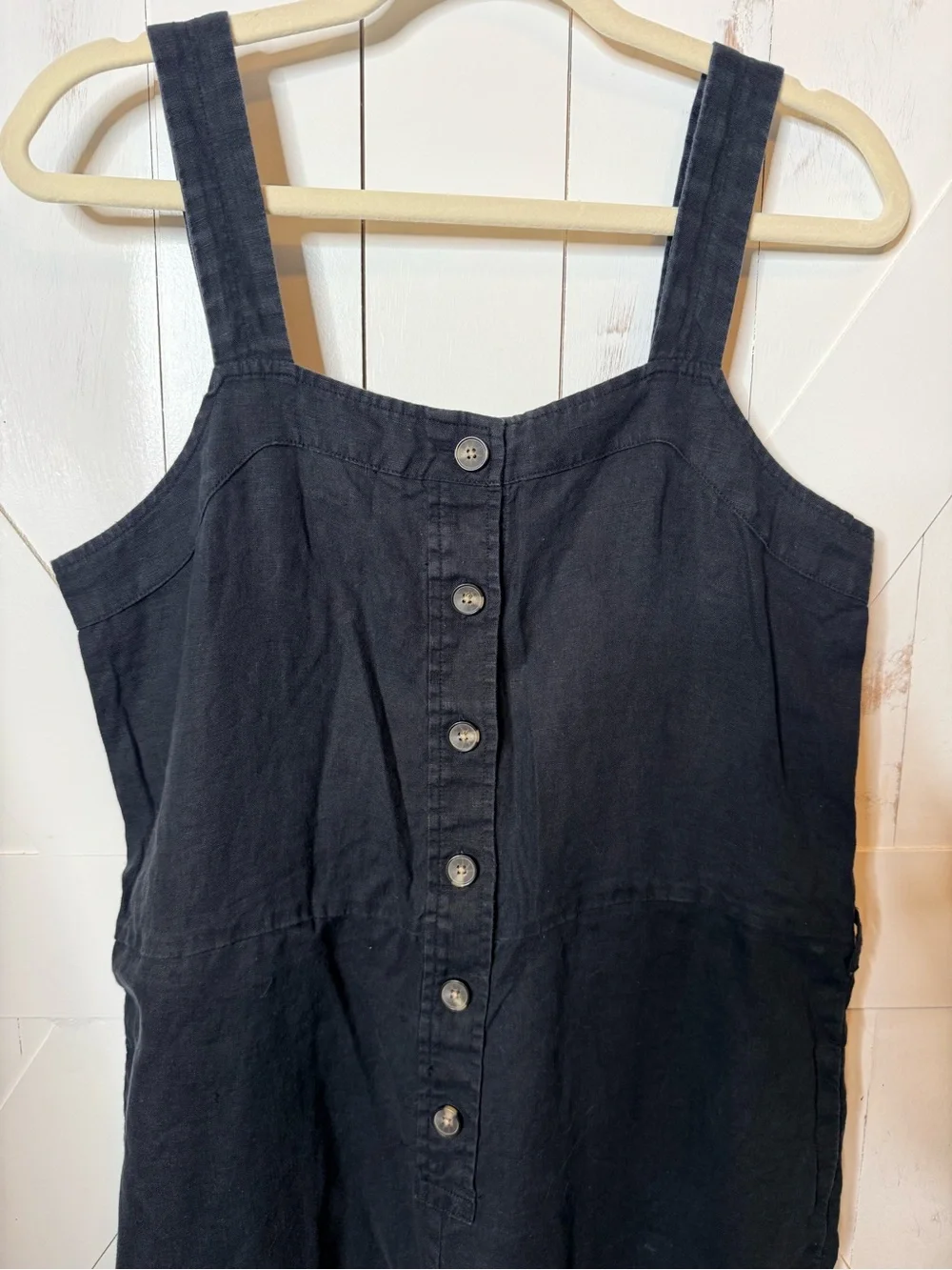 Everlane sleeveless black