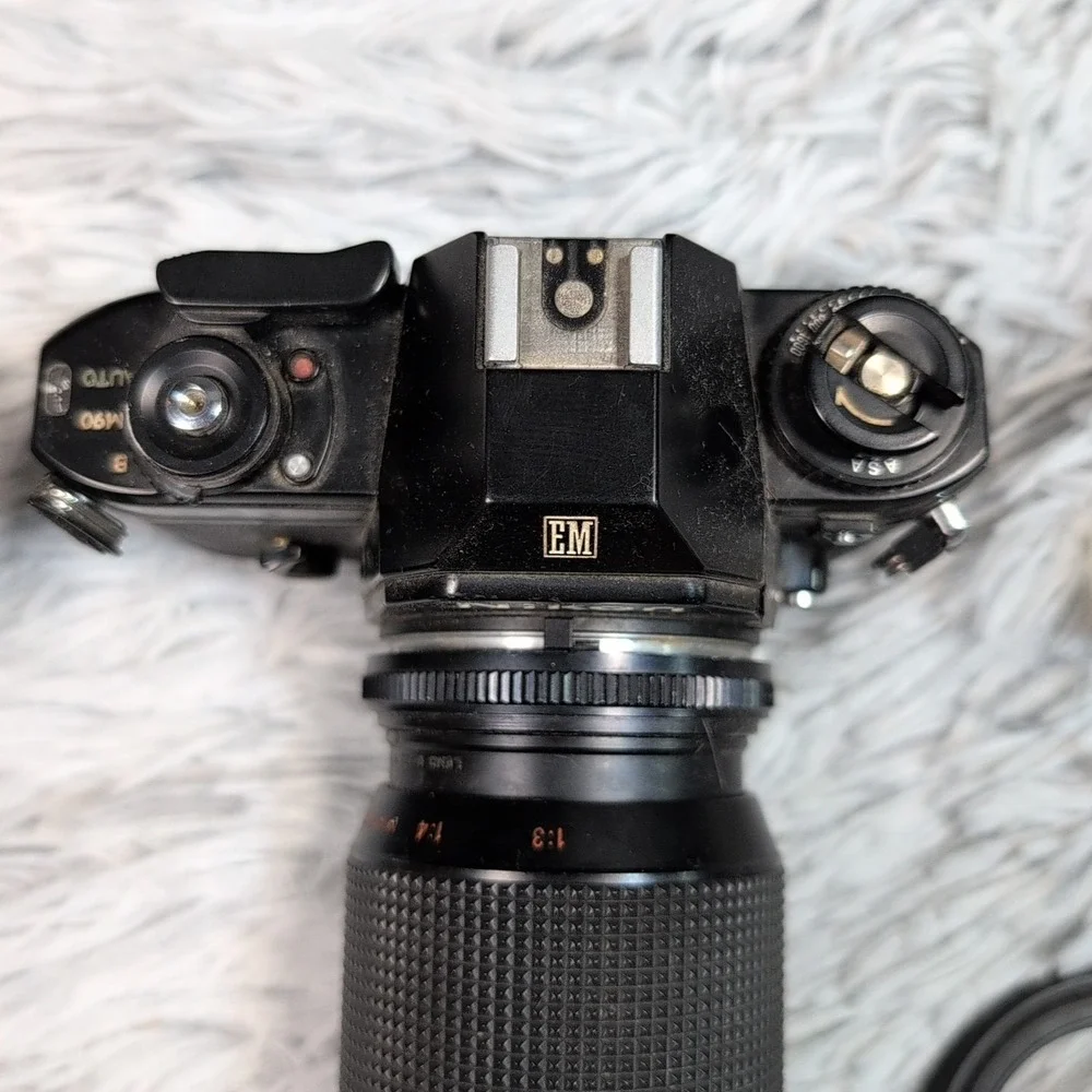 Vintage Nikon EM 35mm Film Camera Multi ‎ Lenses TriStar Filters Case Not Tested