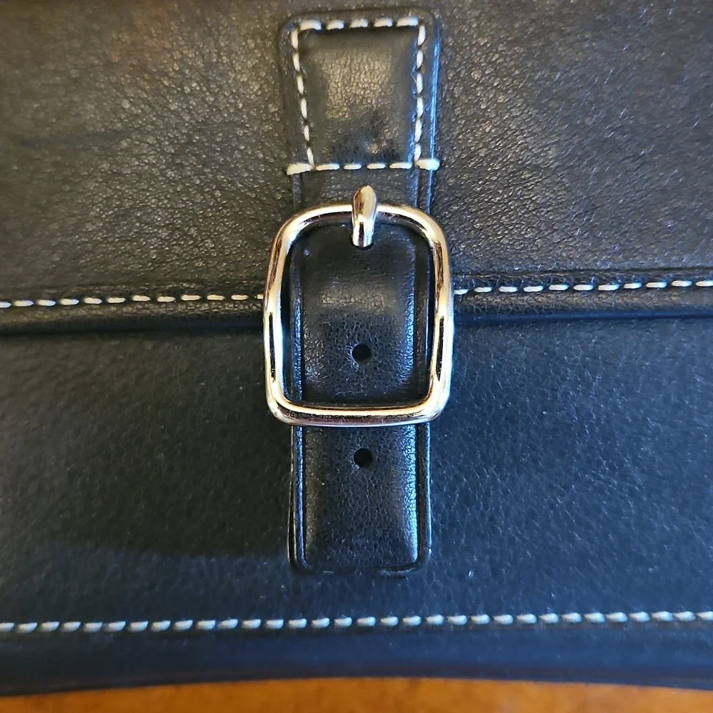 Coach wristlet ▪︎