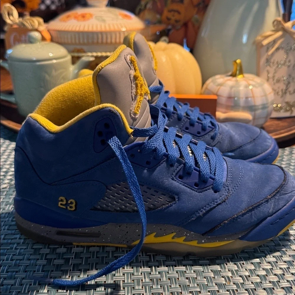 Nike Air Jordan 5 Retro Laney Varsity Royal Y7 or Womens 8.5 AJ5