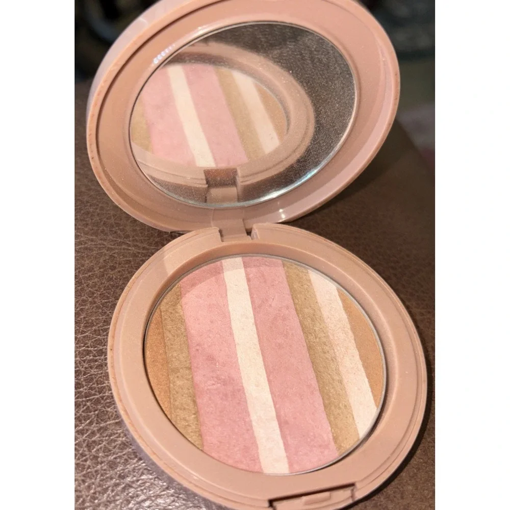 belle beauty terrific color