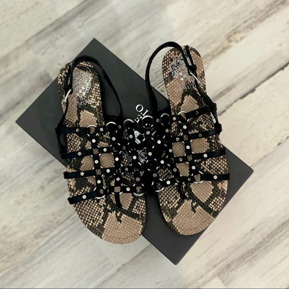 Vince Camuto vince camuto